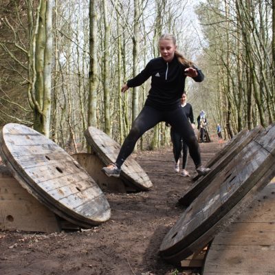 1 OCR deltager springer på ninjasteps